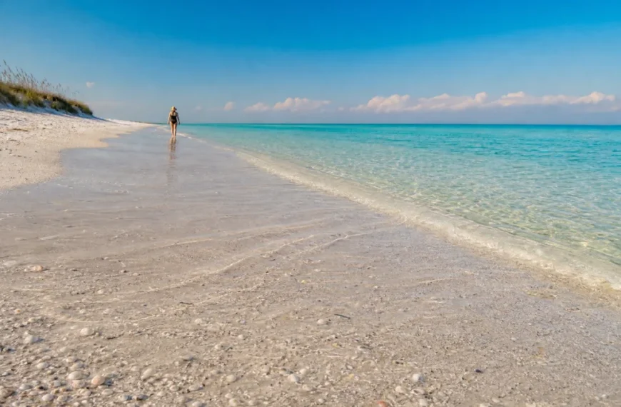 12 American Beaches That Rival the Caribbean (No Passport Needed)