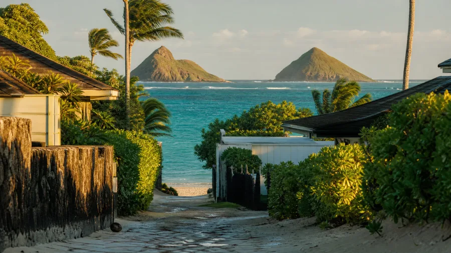 Lanikai Beach, Oahu: Turquoise Without the Resort Bill