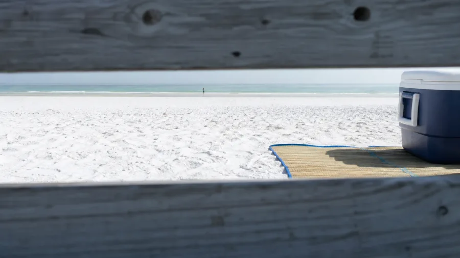 Siesta Key: Quartz Sand That Stays Cool