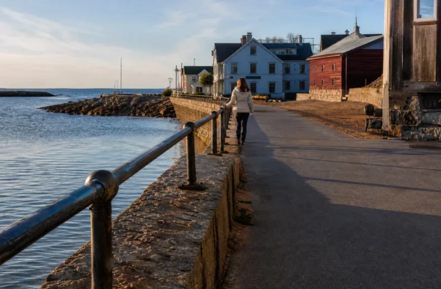 Flat, Scenic, and Unforgettable: 10 Coastal Walks in America Anyone Can Do