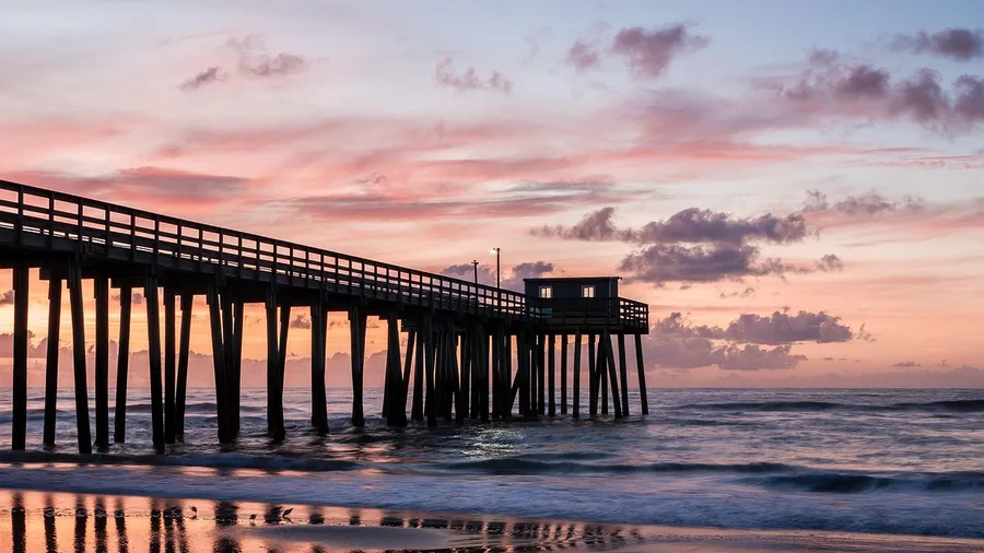 Cayucos, California: The Long Pier Walk