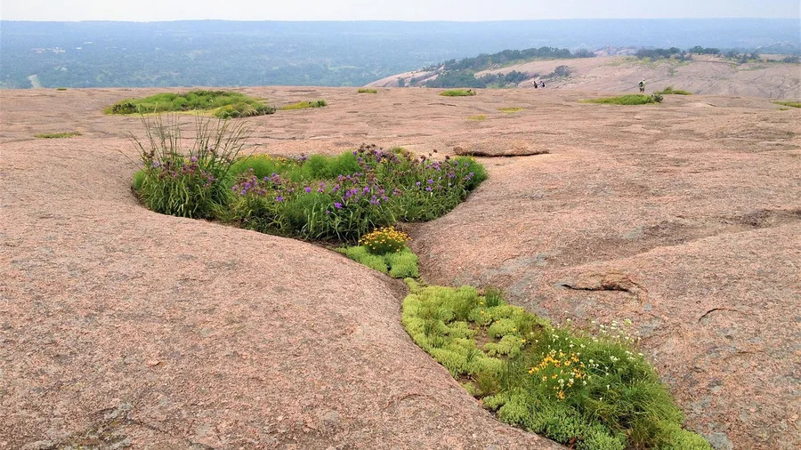 Enchanted Rock's Summit Trail