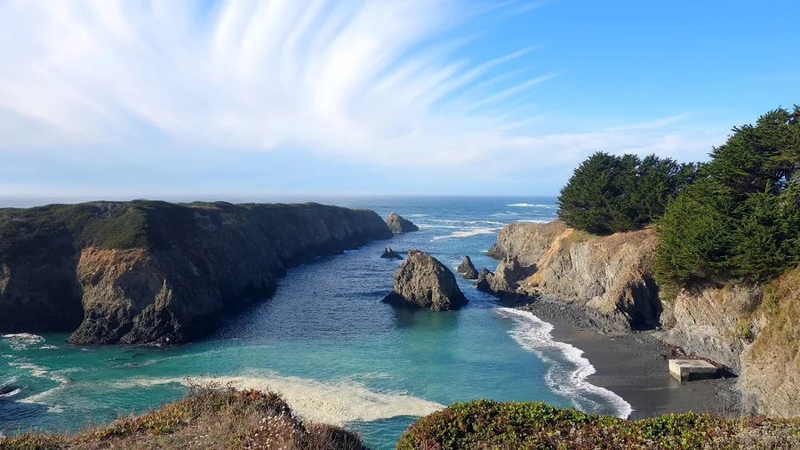 Mendocino: Saltbox Victorians on the Headlands