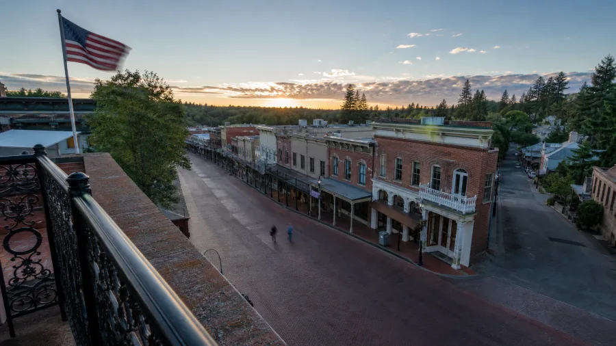 Nevada City: Gold Rush Brick on Broad Street